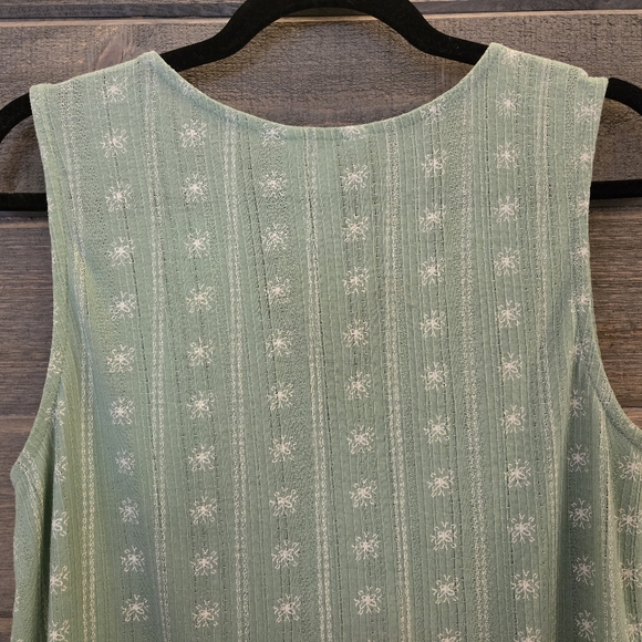 LUCKY BRAND Green & White Floral Printed Sleeveless Top - Size Medium - Picture 9 of 9